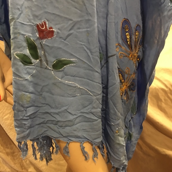 vacation dress or coverup - Picture 3 of 4